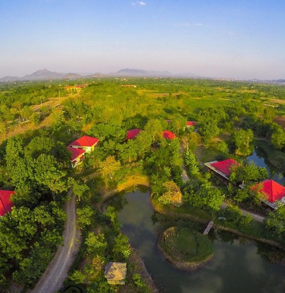 About us: Memoria Palace & Resort Pailin